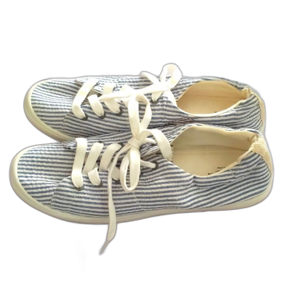 Bass Sneakers Tennis Shoes Blue and White Canvas Ticking Women Shoes 9.5